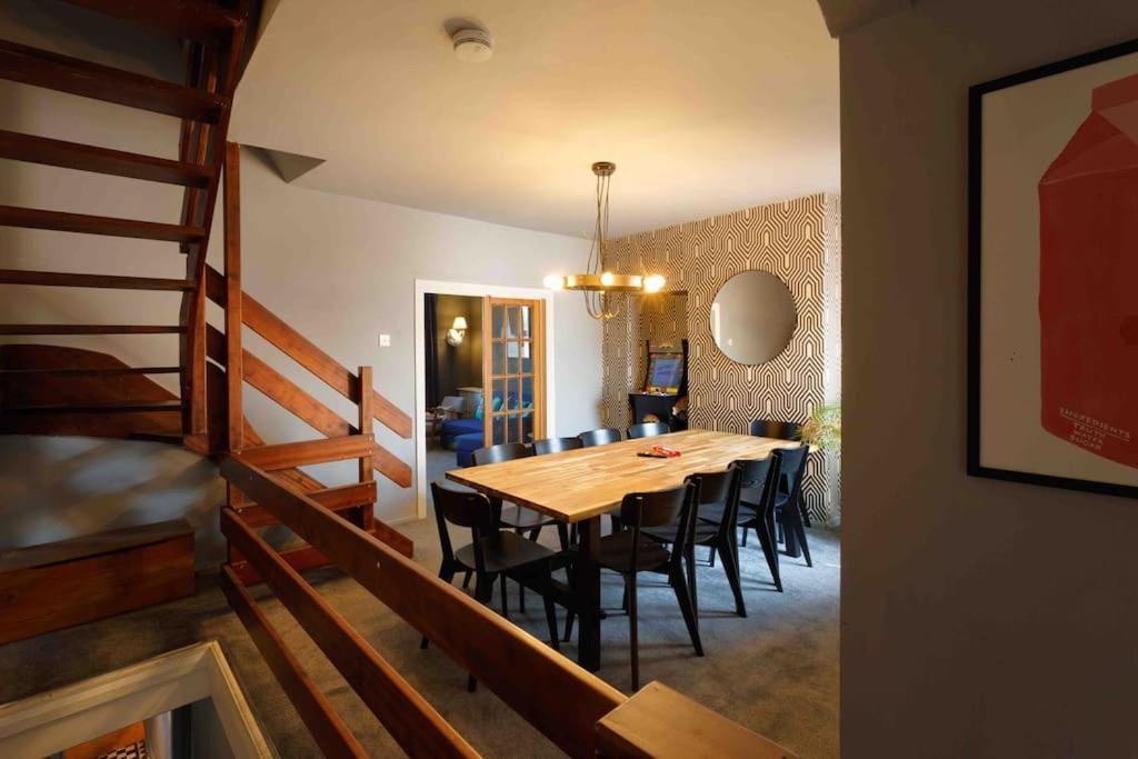 Chester/Handbridge Sleeps 9 + Netflix Hough Green Zewnętrze zdjęcie
